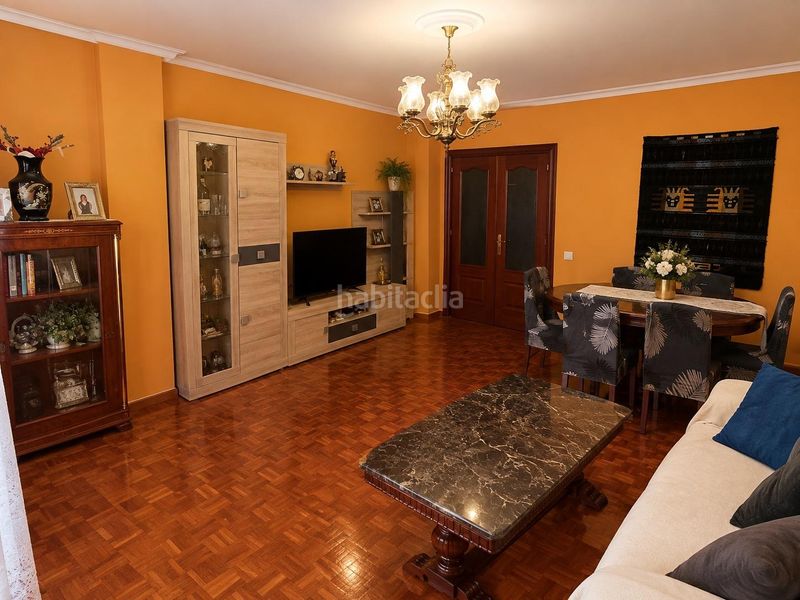 Foto 09dd9809-37b0-41e3-a382-337955d77448. Pis amb calefacció aparcament a Lugones Siero