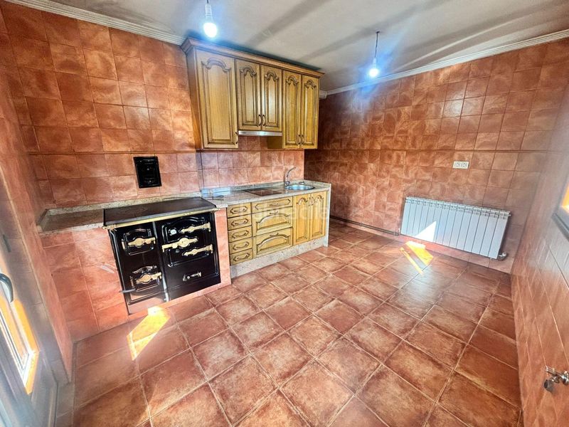 Foto 29f943ab-a0af-4166-bd2c-3d1740a54384. Casa en lugar villamarcel 76 en Quirós