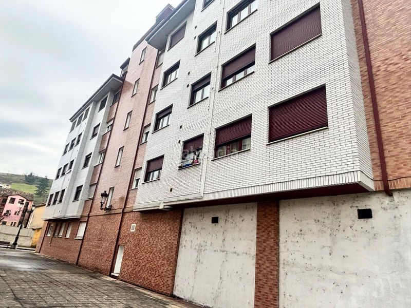 Foto 2eb8733a-7c89-4de2-b825-14bc00f5d0fc. Appartamento in calle luis orejas canseco 5 in San Claudio - Trubia - Las Caldas Oviedo