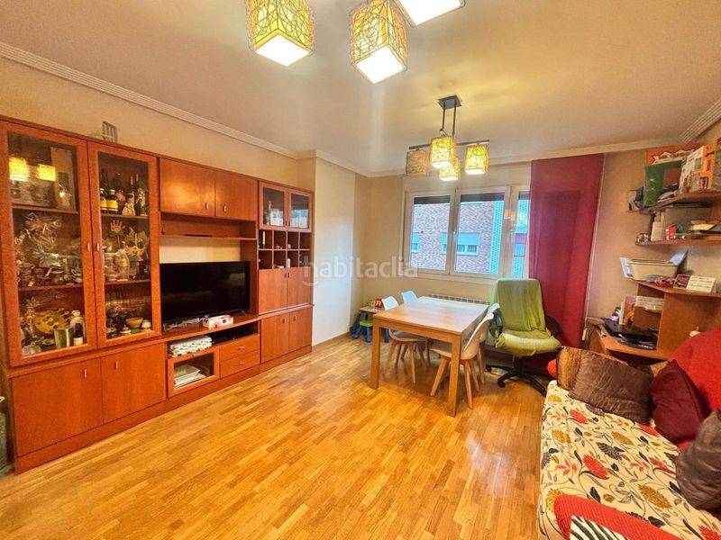Foto 9e962a7a-e93d-4e9c-8c49-4212fe31fb62. Appartamento in calle luis orejas canseco 5 in San Claudio - Trubia - Las Caldas Oviedo