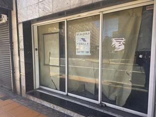 Local Comercial a Calle Calle de Brasil 51