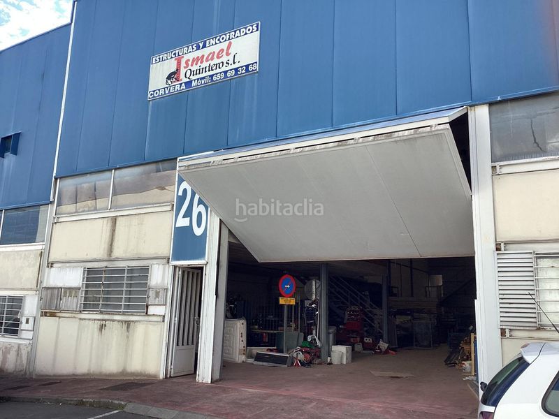 Foto f576ab51-170b-444f-ac0c-eba64321dea4. Nau industrial a rozona a Corvera de Asturias