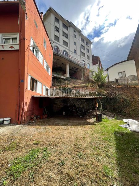 Foto 7f3fff8f-1606-436b-aa8c-6c97effabae0. Casa amb aparcament a Tineo