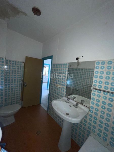 Foto a9eacd10-3432-445c-ba15-8d7ea10d89bb. Casa amb aparcament a Tineo