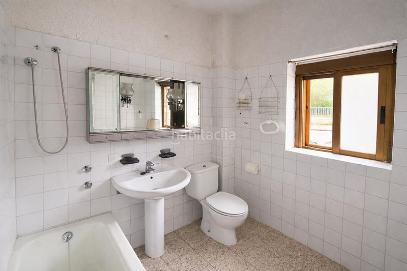 Foto bd89b15c-5fbd-4e85-8813-519cb7d43f31. Piso en colominas 4 en Degaña