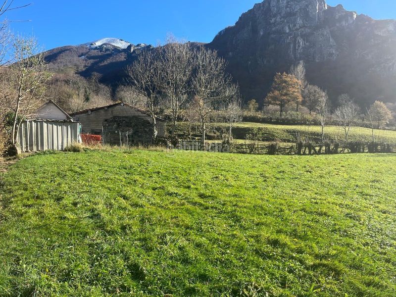 Foto 0f02fbbd-1089-4537-8220-3566a836bf16. Finca rústica a el pino 68 a Aller