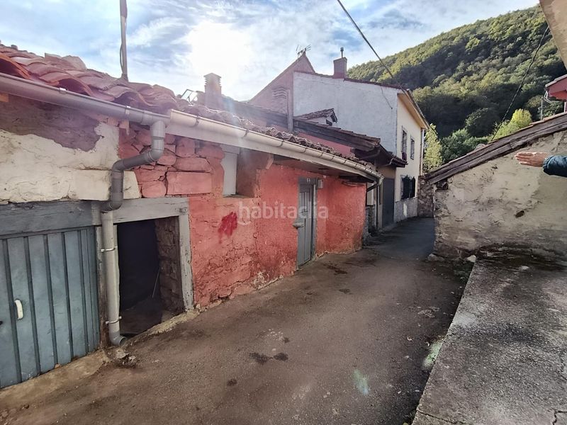 Foto b1056f1f-bbd7-441d-9025-3702929aecd0. Masia a Aller