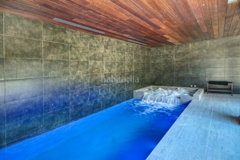 Foto 610c6a53-45aa-4c4c-8672-1db54575fc47. Chalet avec cheminée chauffage parking piscine dans Sant Cugat del Vallès