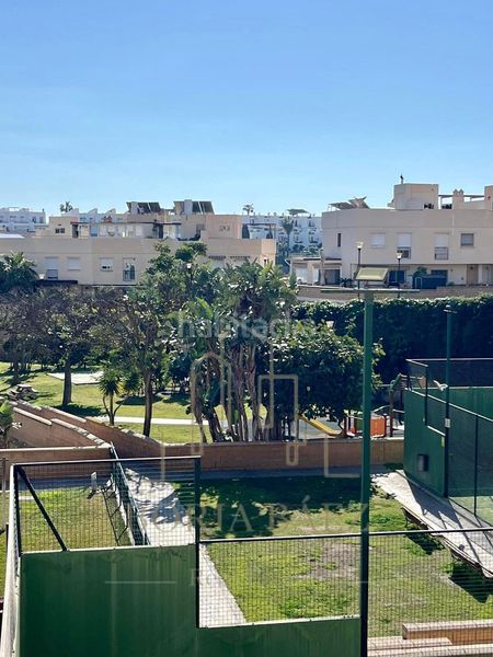 Foto 105036c0-0083-4b3b-98b5-eb1d8849a74f. Semi detached house with parking in Almayate Bajo