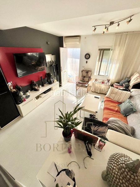 Foto 18c4d825-6f24-473a-b5fe-bbbdabe9fc8e. Semi detached house with parking in Almayate Bajo