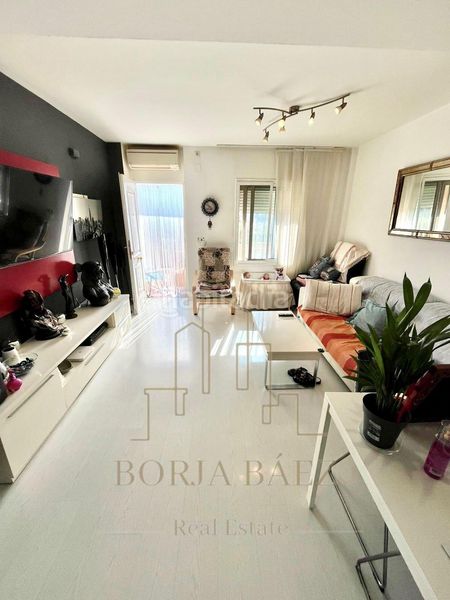 Foto 66e05dad-33aa-4b13-9d0d-ef733805b872. Semi detached house with parking in Almayate Bajo