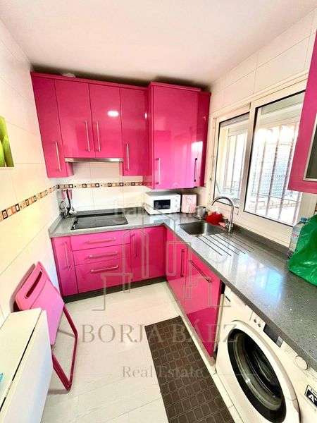 Foto a8438ada-e616-44ec-b767-7a8f24c06854. Semi detached house with parking in Almayate Bajo