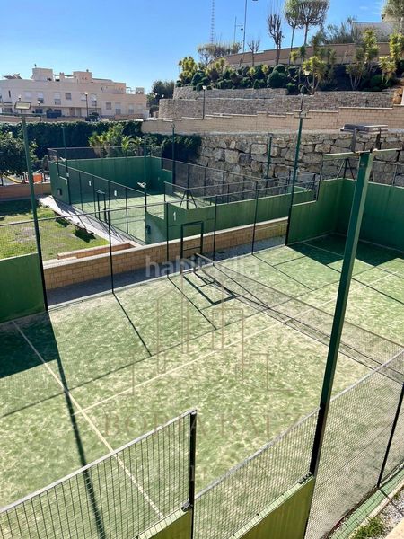 Foto d2ff3a48-ca3d-4900-924c-1b82a9b473f9. Semi detached house with parking in Almayate Bajo