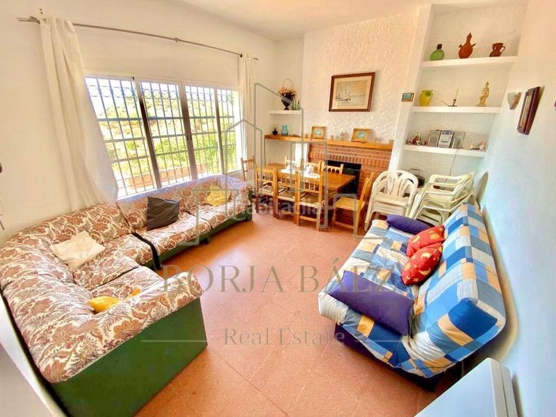 Foto cc592b27-bcb2-4378-ad78-06125ba6d794. Xalet a Benajarafe