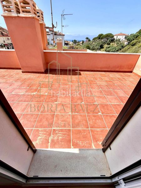 Foto 5a2a41fe-eefe-47fa-b535-6ce518a5fcf7. Casa adossada amb aparcament a Benajarafe