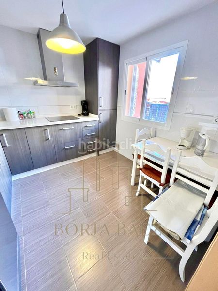 Foto fc6d7c8b-081f-4f56-8da1-9170001178cf. Casa adossada amb aparcament a Benajarafe