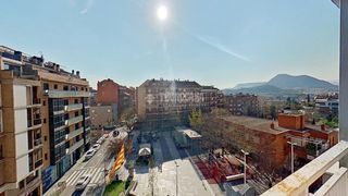 Flat in Plaça Catalunya. Piso en venta en manresa