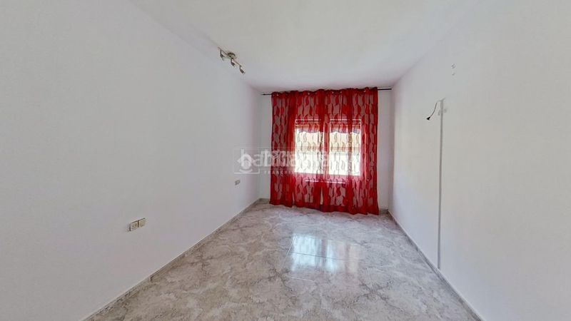 Foto 3d24baf7-07b8-4d56-bd49-471071c5181e. Pis amb calefacció a Plaça Catalunya Manresa