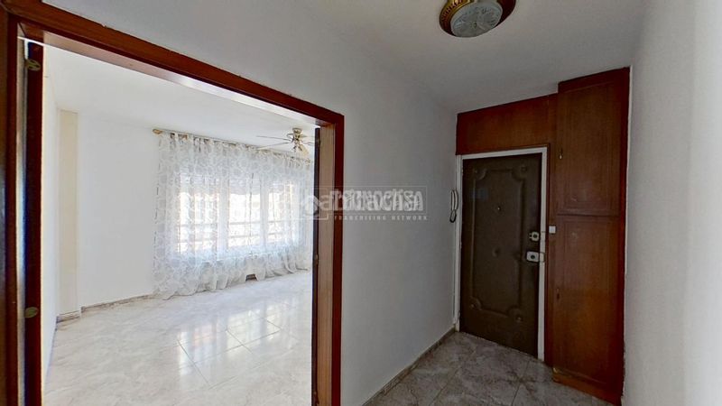 Foto 5e39f18e-90f5-4154-b464-445c43a855cf. Pis amb calefacció a Plaça Catalunya Manresa