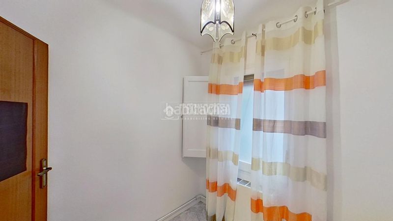 Foto 6ecf312c-a119-4aa2-8cef-fe52b6b7b467. Pis amb calefacció a Plaça Catalunya Manresa