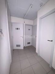 Miete Geschäftsraum in Poble Nou. Tienda en alquiler en manresa