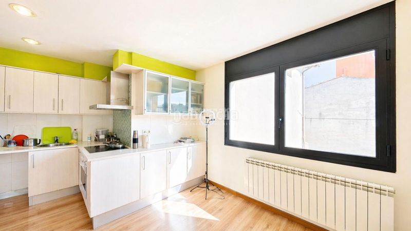 Foto 37603469-ec05-4b7c-a45d-a9e662e766bf. Piso  en venta en Torelló