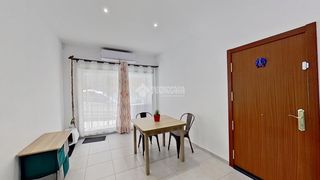 Estudi a Plaça Catalunya. Piso en venta en manresa