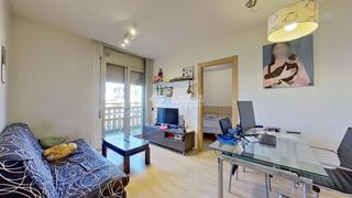 Flat in Bases de Manresa - Carretera de Santpedor. Piso en venta en manresa