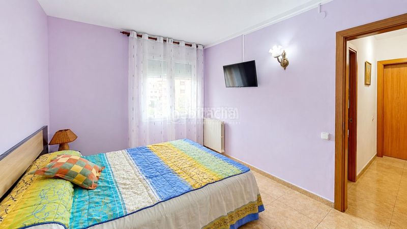 Foto 931d25d8-c144-4388-aee2-2fa00e666ed9. Pis a Estadi-Santa Anna Vic