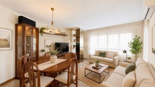 Appartamento in Plaça Catalunya. Piso en venta en manresa