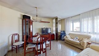 Appartamento in Plaça Catalunya. Piso en venta en manresa