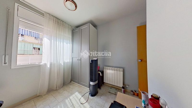 Foto 0d309eea-ad1c-4395-87a8-9933857741c5. Pis amb calefacció aparcament a Poble Nou Manresa