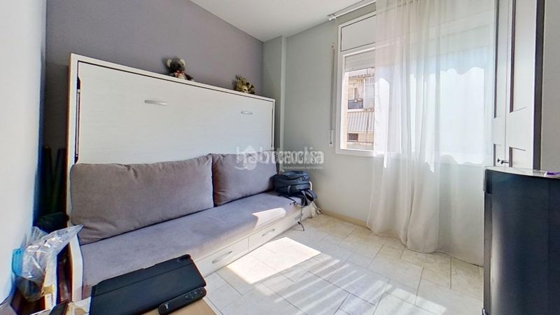 Foto f03413d6-12b0-4375-8724-f581e025e8b5. Pis amb calefacció aparcament a Poble Nou Manresa