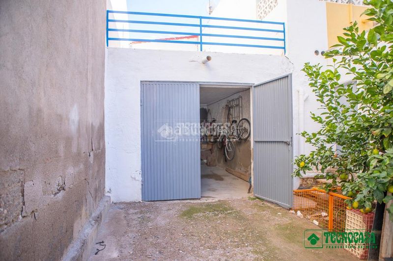 Foto 742778ff-5f26-4eae-b7f3-7f42b54e03c9. Casa aparellada a Pulpí