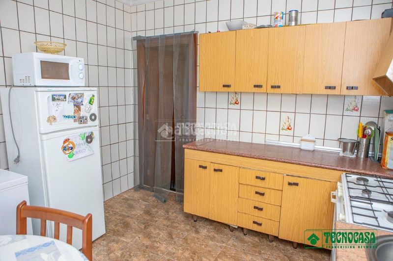 Foto a05395ef-ff57-4f6b-b825-f03b713c5639. Casa aparellada a Pulpí