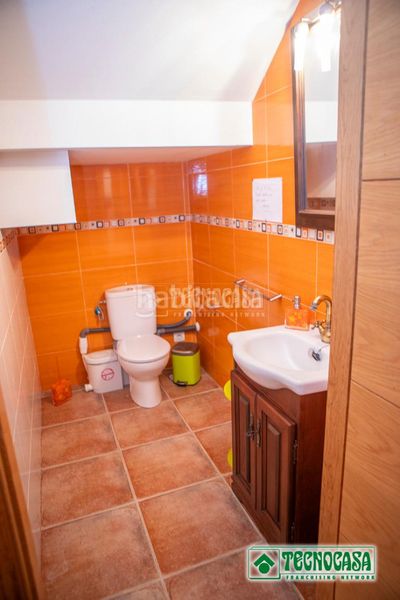 Foto 4e2fd350-72df-44f6-89a0-fe17bdb6b4e6. Casa aparellada amb aparcament a Pulpí
