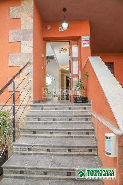Foto 590f9e32-6b26-489c-8fe0-2511e2b06cd0. Casa aparellada amb aparcament a Pulpí