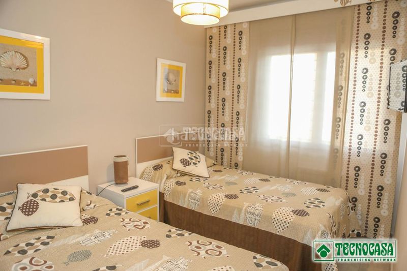 Foto eb3b2af4-cffe-4b0f-a1f0-ed90adfa48d3. Casa aparellada amb aparcament a Pulpí