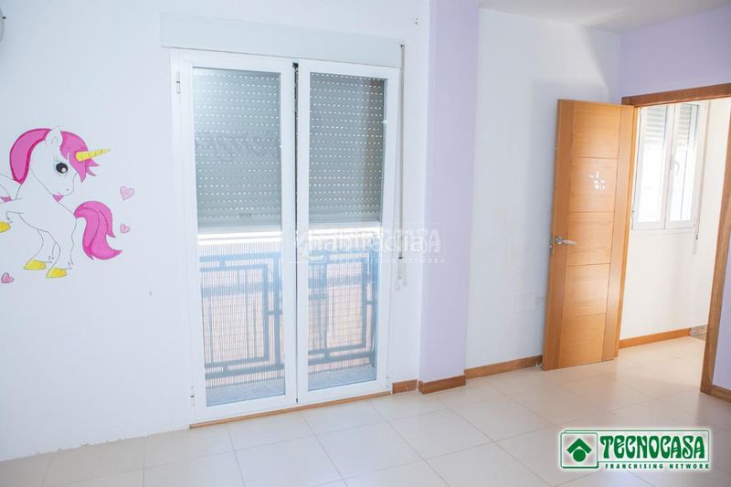 Foto 00ceb338-a5e5-4d38-8c2c-e9214d226389. Casa aparellada amb aparcament a Pulpí