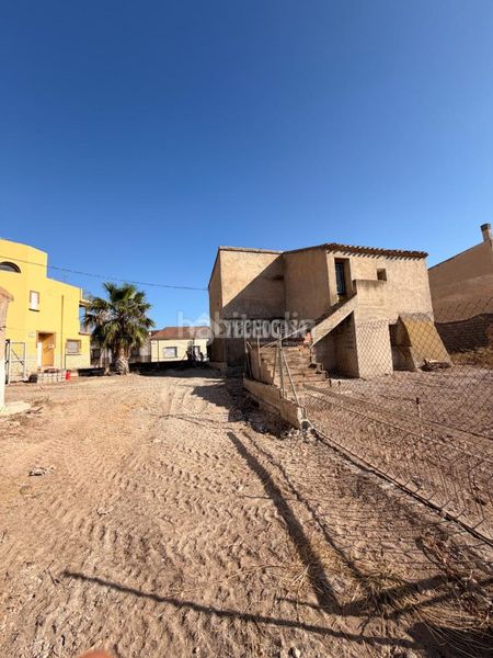 Foto 4d99d5a8-8351-438e-8e15-711d0af027ec. Casa a Pulpí
