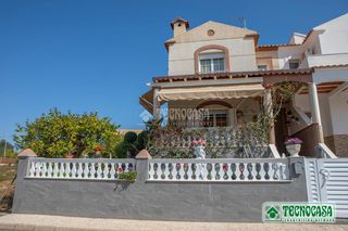 Doppelhaus in San Juan de los Terreros. Casa en venta en pulpí
