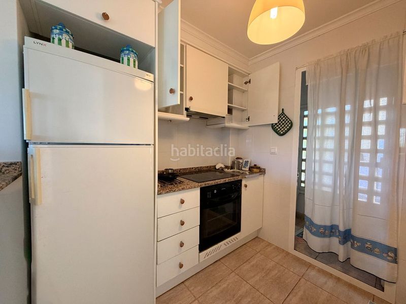 Foto 5cc73d61-4338-4f19-8a54-00e178a4ef57. Casa adossada amb piscina a Pedreguer