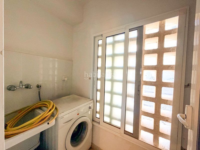 Foto 5f72a037-58d0-4997-bc03-683037ee4b6b. Casa adossada amb piscina a Pedreguer