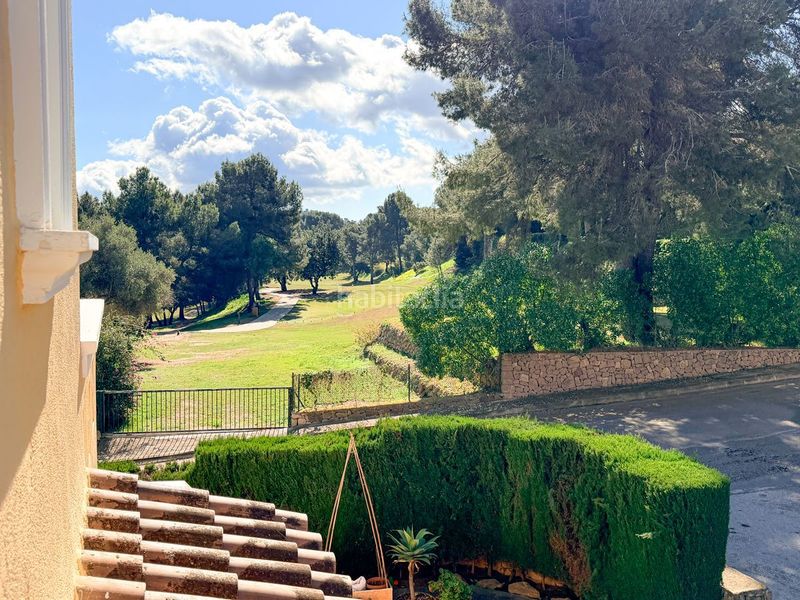 Foto aa2a79e2-1ffa-4ca9-8ce2-2247550e97ec. Casa adossada amb piscina a Pedreguer