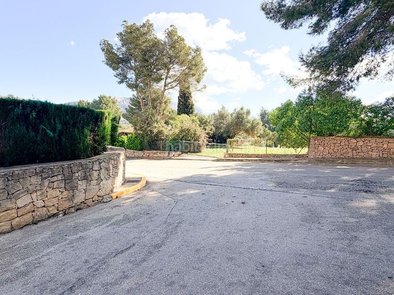 Foto f5aaf30c-53db-401e-80ed-65b923fa0d0c. Casa adossada amb piscina a Pedreguer