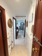 Appartamento en Plaza de Toros. �piso exterior luminoso reci�n reformado! listo para vivir