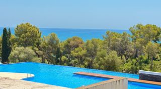Pis  Carrer carrer blaumar. Exclusiva vivienda con gran terraza privada, dos plazas de parki