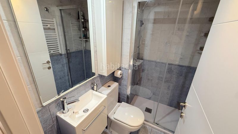 Foto 4aa6fe01-4745-4d9b-8d8c-45ef77400990. Pis amb calefacció aparcament a Sagrada Família Barcelona