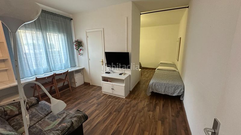 Foto 04173c09-6d7b-4193-b9e0-299925566411. Edifici a l´Estartit poble Estartit