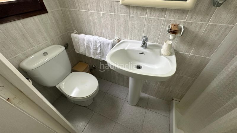 Foto dc5466d9-2cea-4130-a033-e2010a45592a. Edifici a l´Estartit poble Estartit